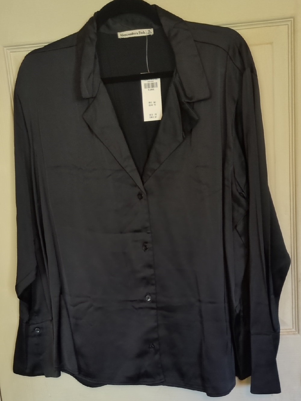 NWT Abercrombie Fitch XL Black Satin Lapel Collar Button Down Shirt